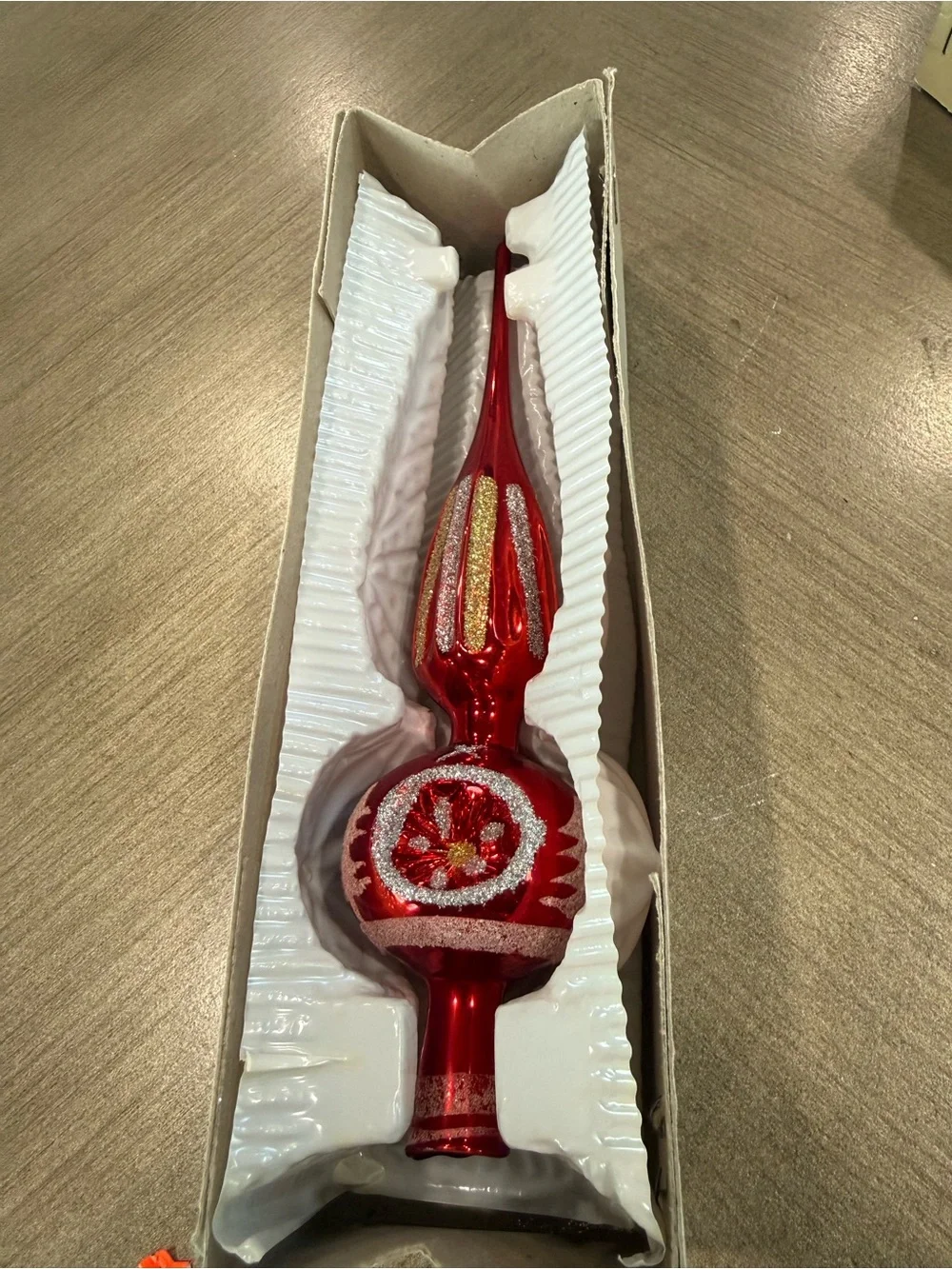 Christmas classics elegant red